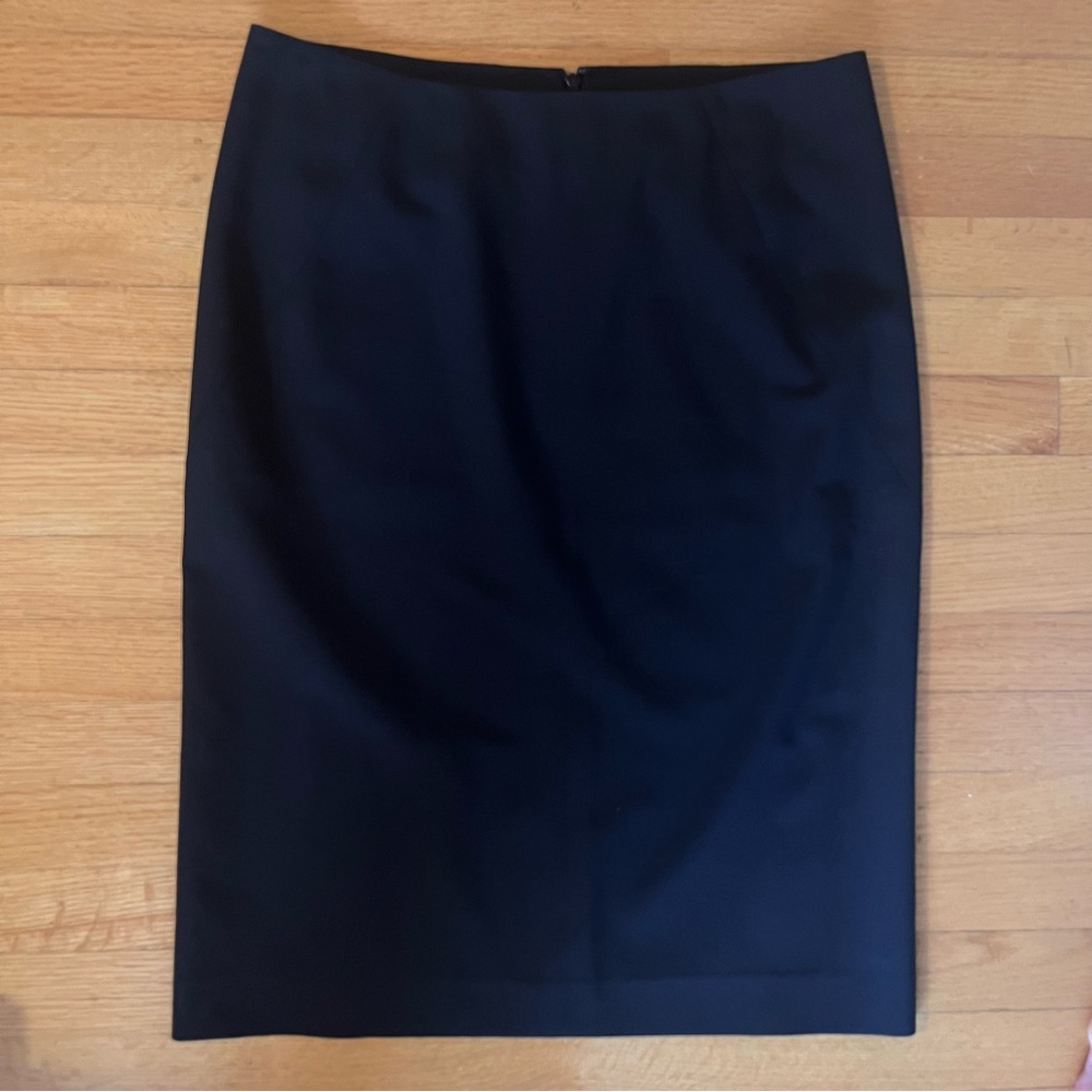 Theory Pencil Skirt Black Wool Size 6